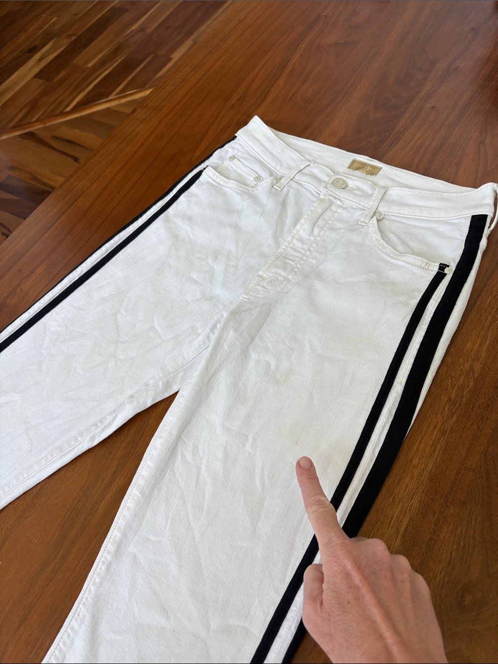 MOTHER Whipping the Racer Insider Crop Step Fray Jeans Size 27 - Picture 8 of 12